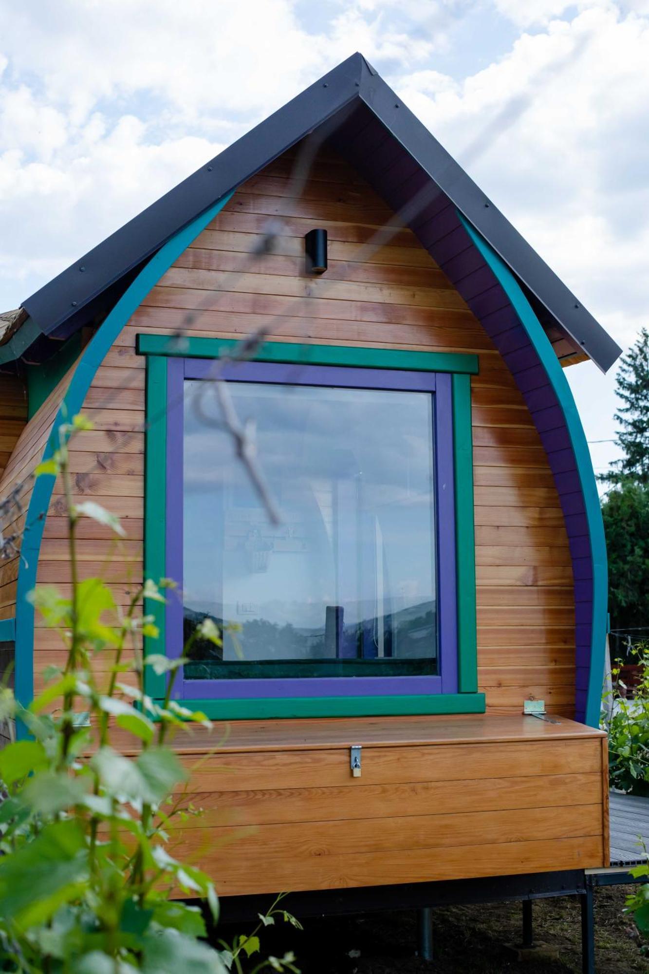 Central Tiny Houses Bucarest Esterno foto