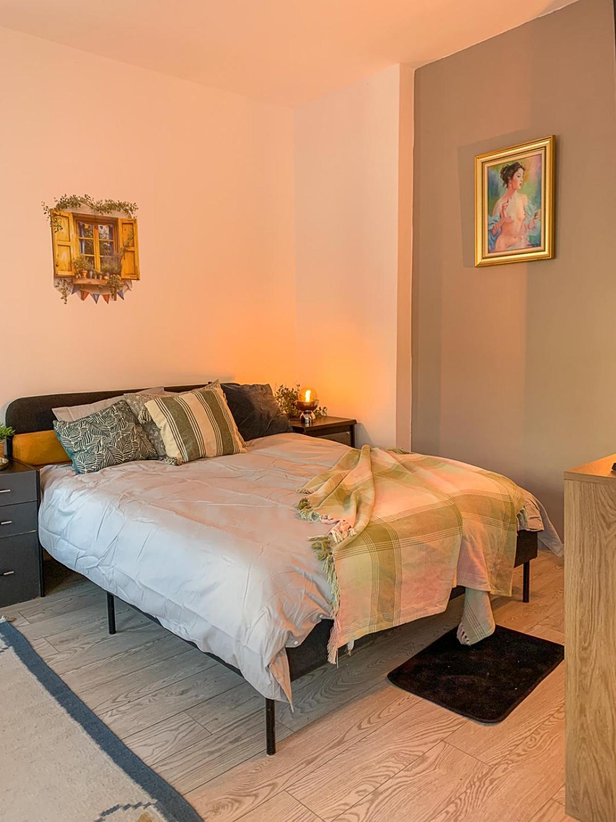 Central Tiny Houses Bucarest Esterno foto