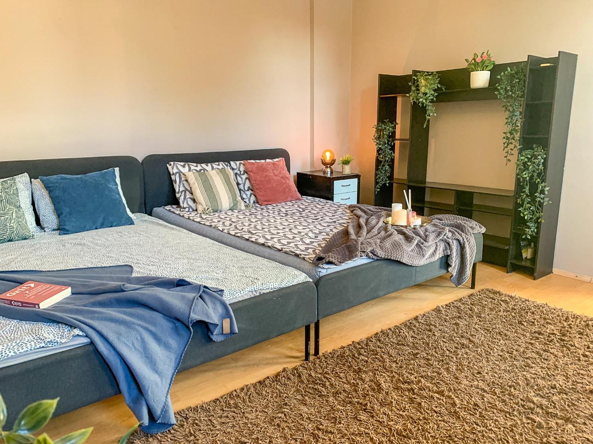 Central Tiny Houses Bucarest Esterno foto