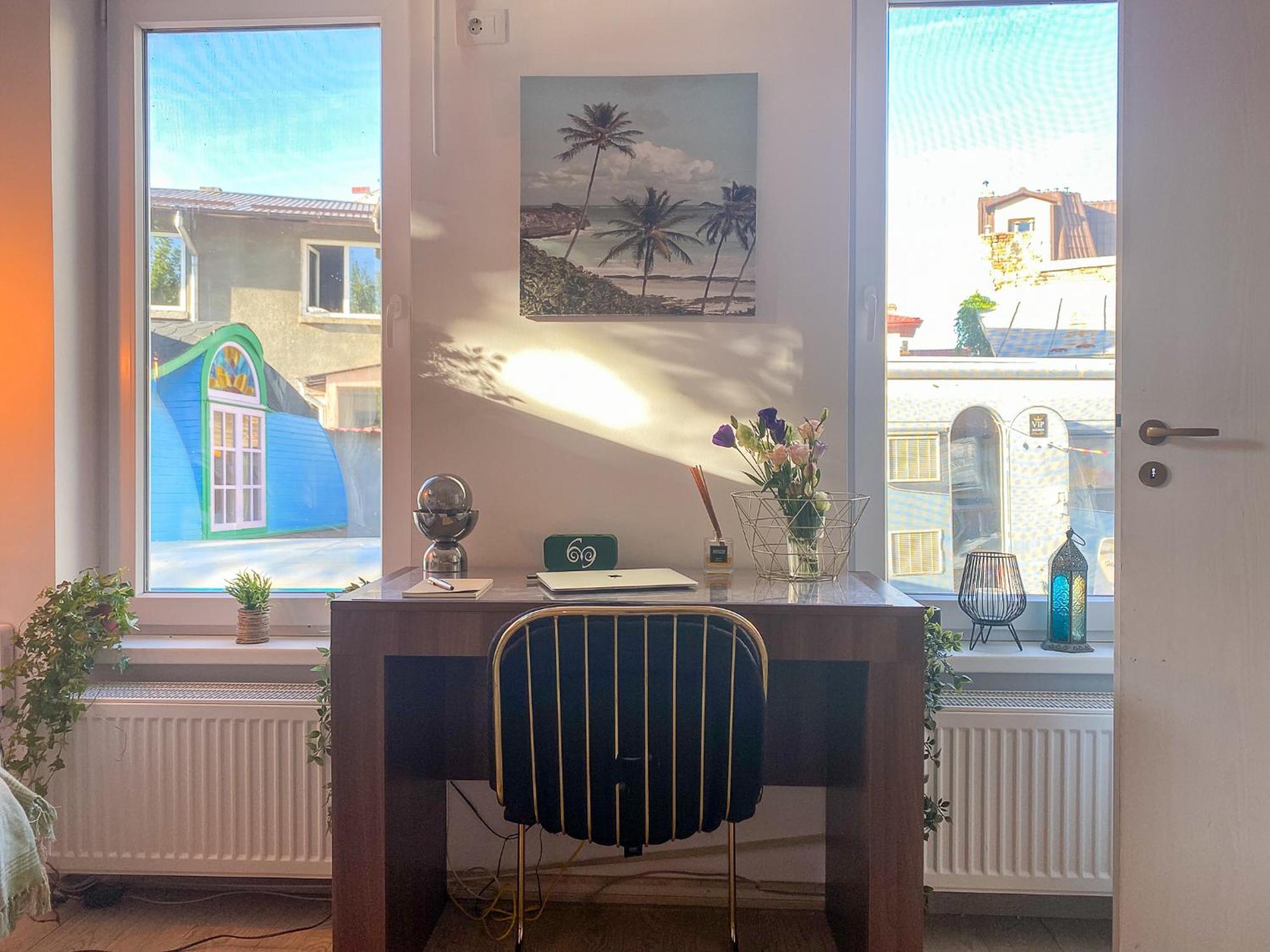 Central Tiny Houses Bucarest Esterno foto