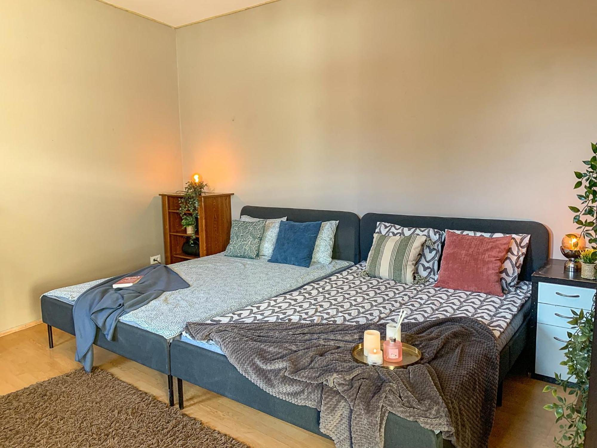 Central Tiny Houses Bucarest Esterno foto
